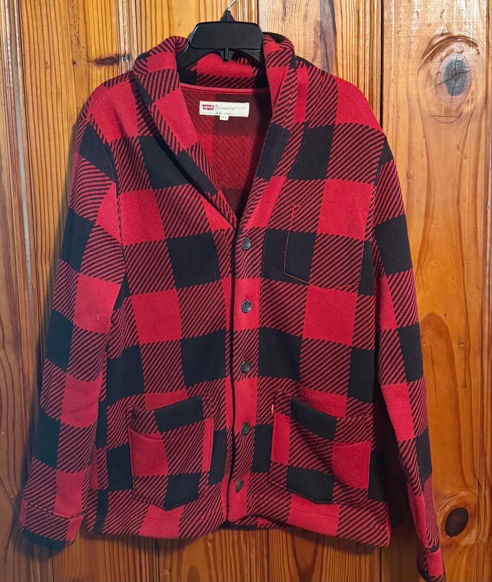 Levi's Men’s Red and Black Buffalo Plaid Checkered Cardigan button up medium